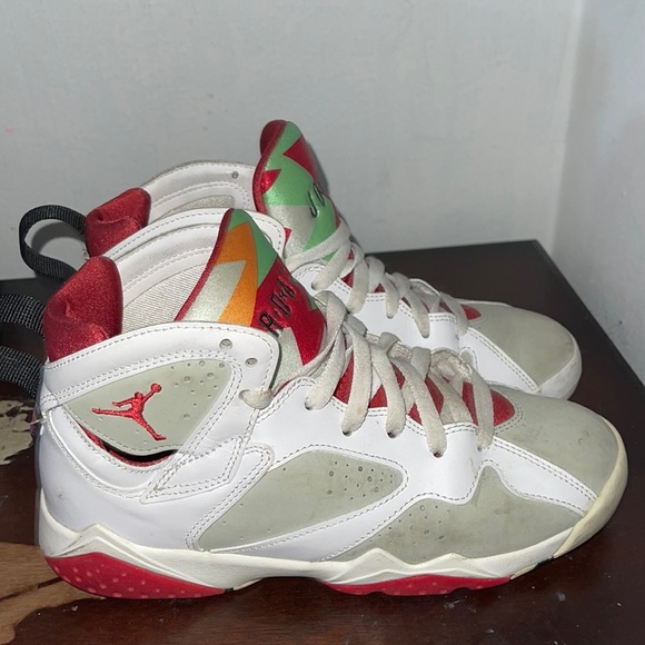 Retro Jordan 7s size 6y - Picture 2 of 7